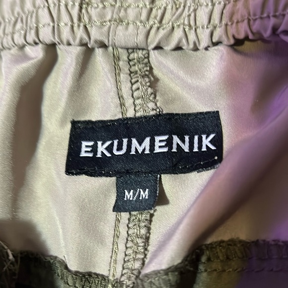 Ekumenik Shorts - Picture 3 of 3